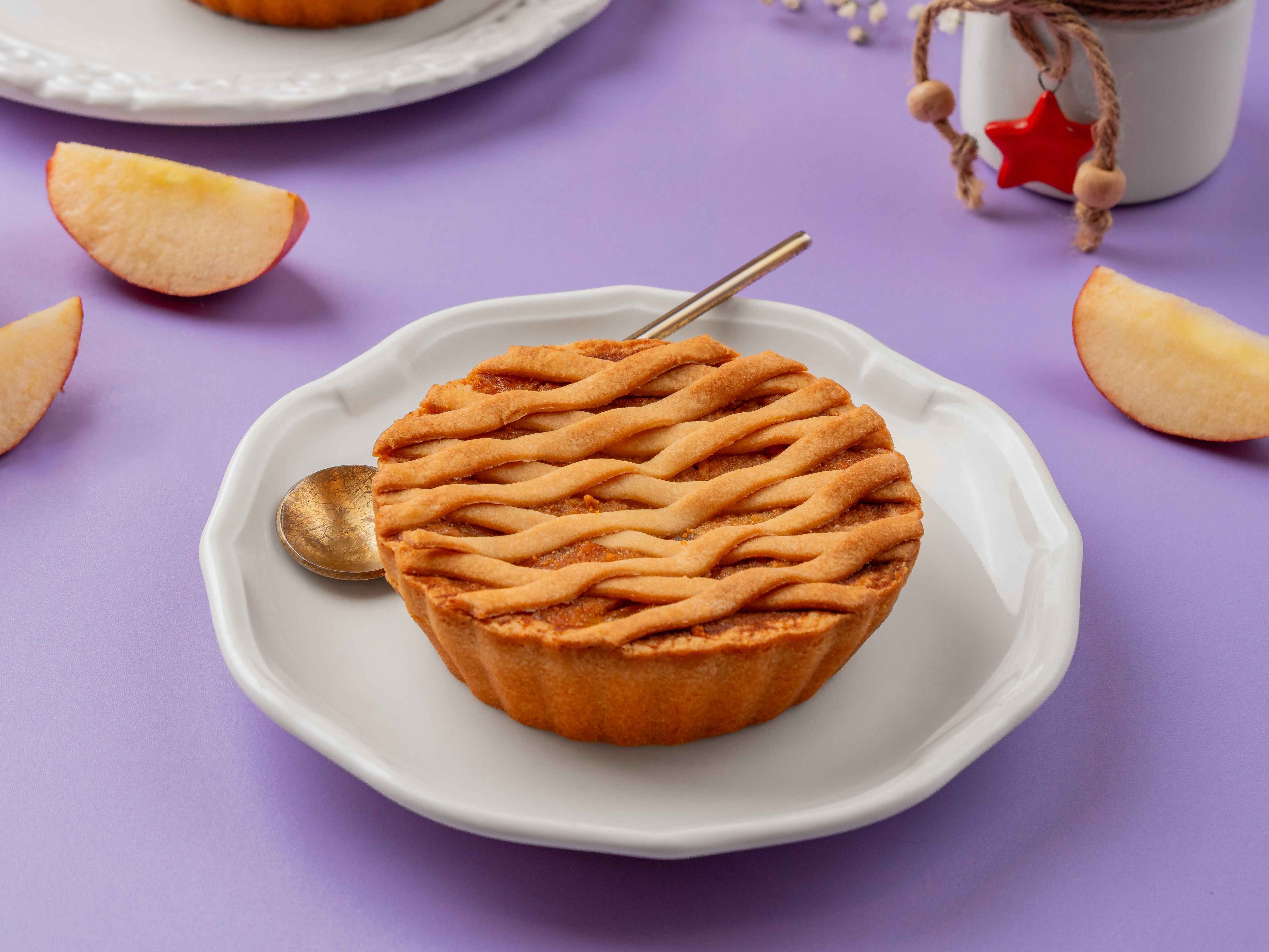 Buy Apple Cinnamon Pie Online Enjoy Apple Cinnamon Pie Now at 99 Pancakes