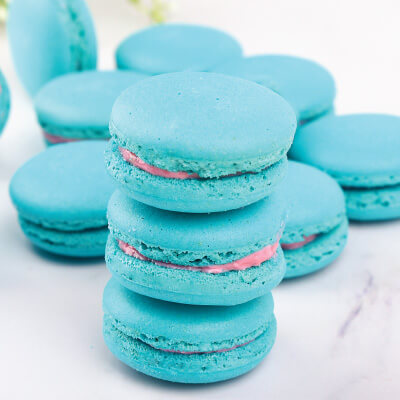 Bubblegum Macarons by 99 Pancakes