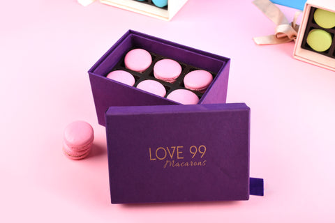Strawberry Cheesecake Macaron